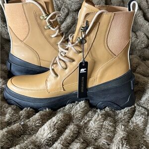 Sorel Tan and Black Waterproof Boots